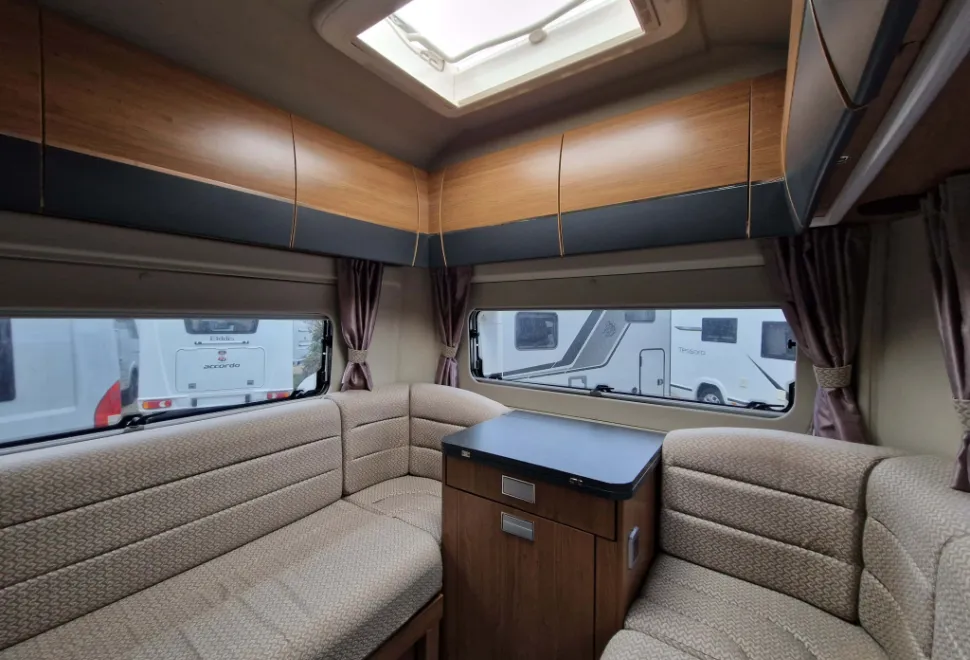Auto-Trail V-Line 610 2014