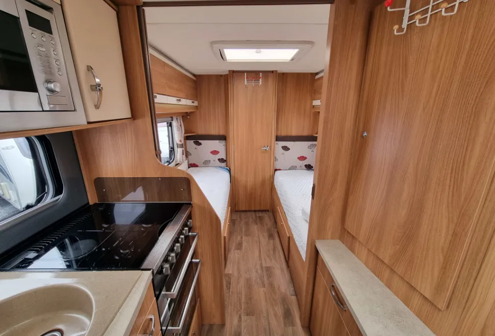 Swift  Challenger SE 565 2014