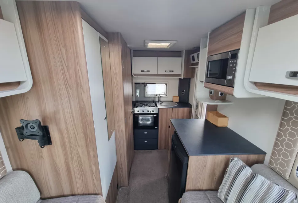 Swift  Coastline Design Edition 612 2019