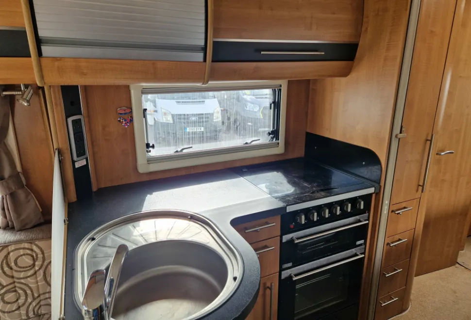 Auto-Trail Grande Frontier  2011