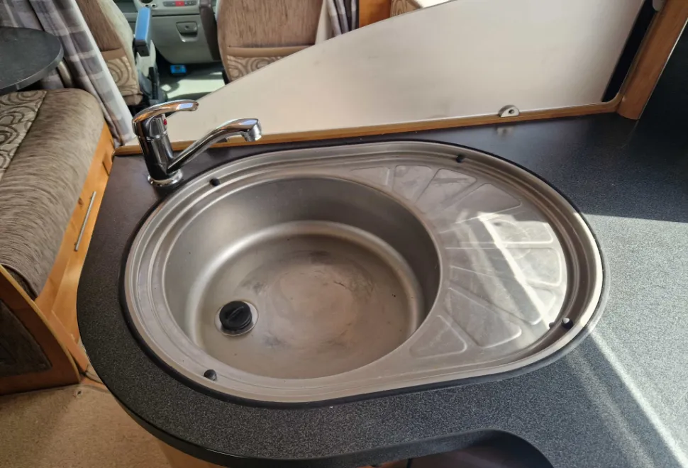 Auto-Trail Grande Frontier  2011