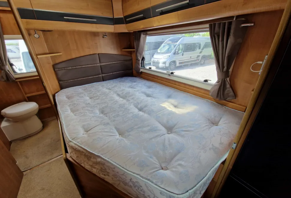 Auto-Trail Grande Frontier  2011