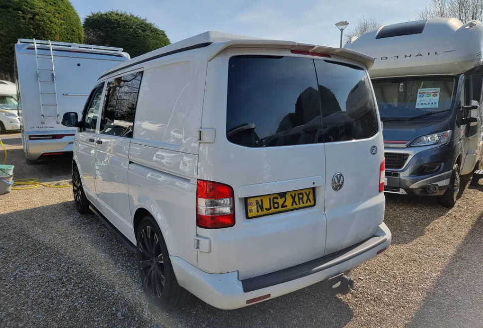 Volkswagen  Camper 2012