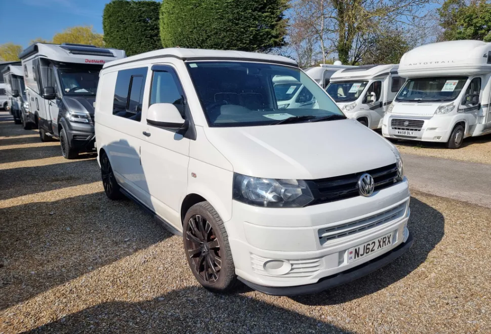 Volkswagen  Camper 2012