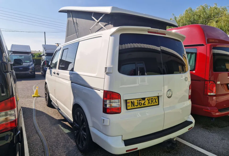 Volkswagen  Camper 2012