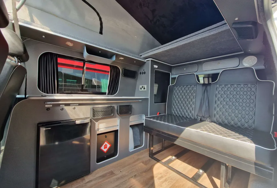 Volkswagen  Camper 2012