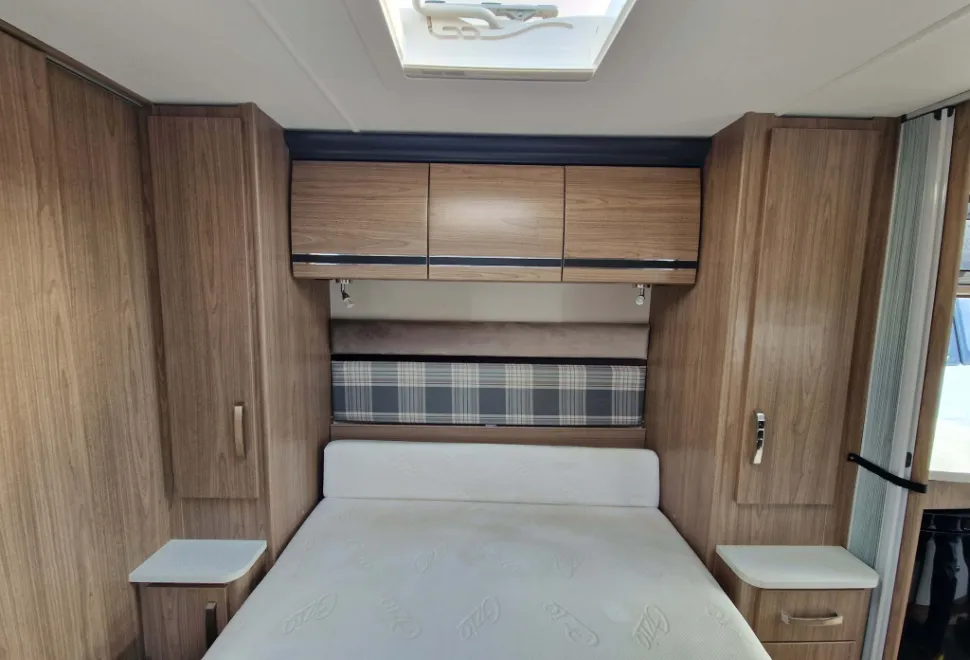 Coachman  VIP 575 2017