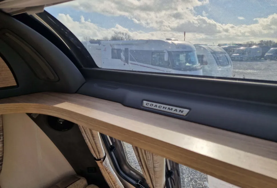 Coachman  VIP 575 2017