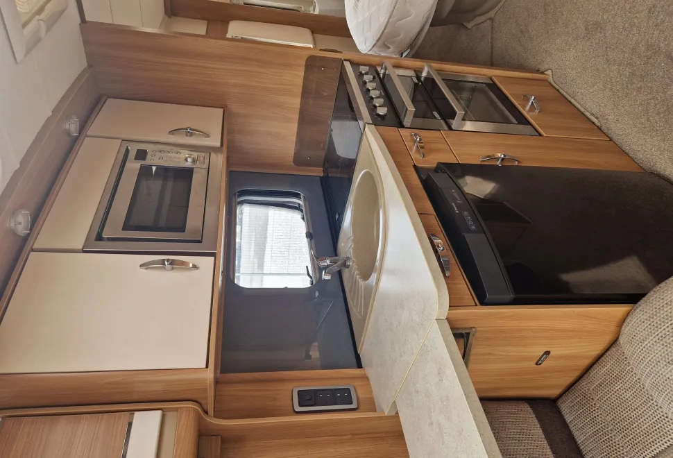 Swift  Challenger SE 580 2013