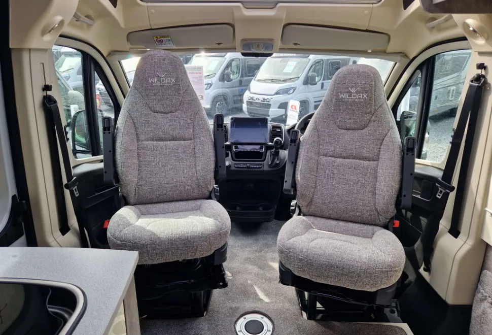 Wildax  Aurora 2026
