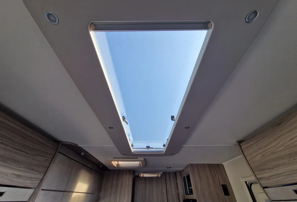 Elddis Osprey 860 2024