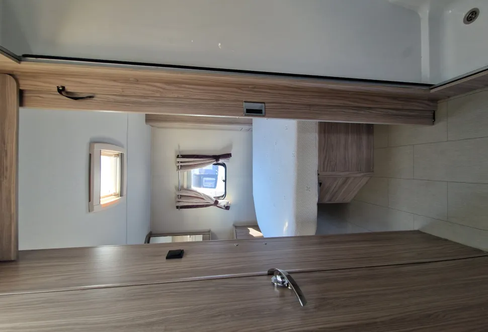 Elddis Osprey 860 2024