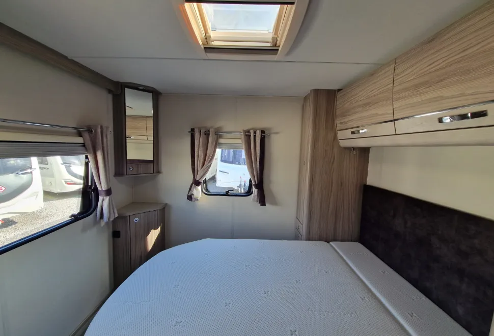 Elddis Osprey 860 2024