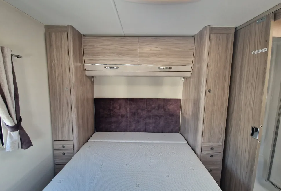 Elddis Osprey 860 2024