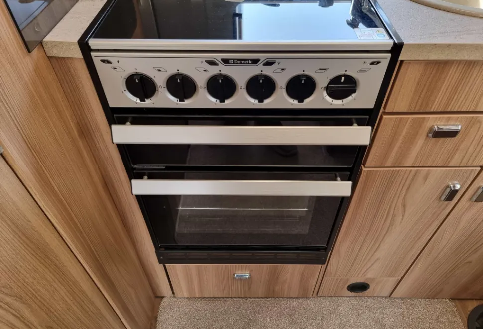 Bessacarr  400 412 2018