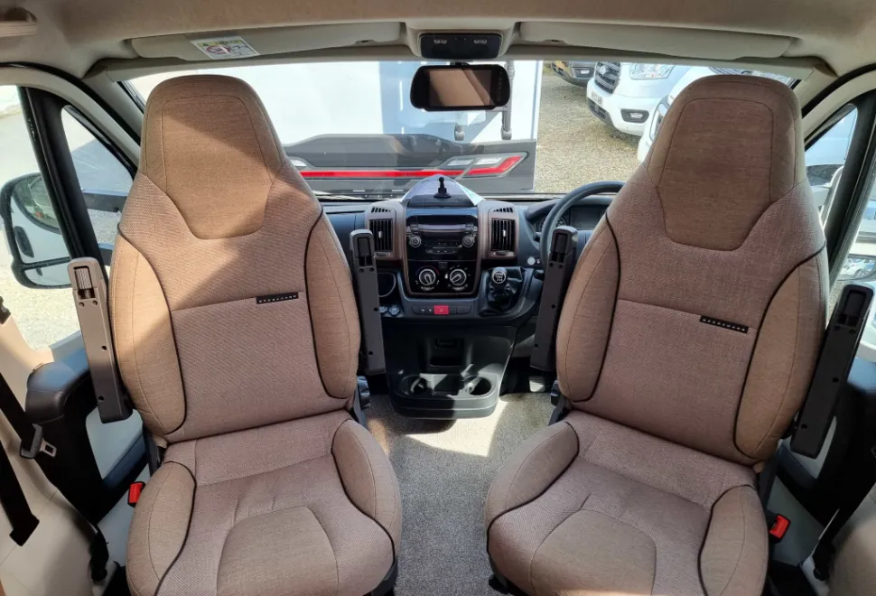 Bessacarr  400 412 2018
