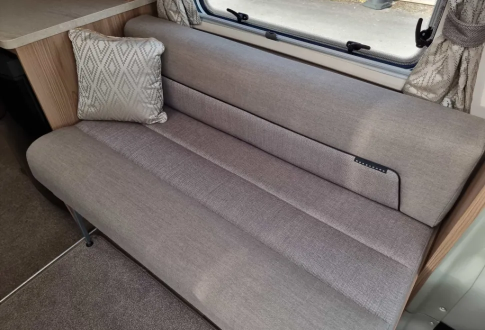 Bessacarr  400 412 2018