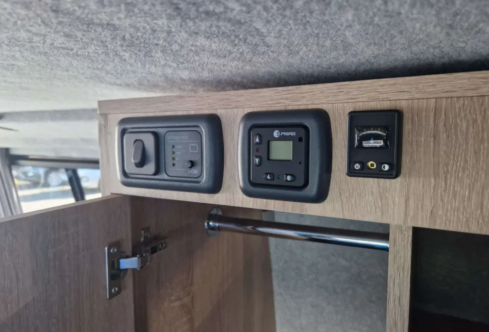 Bristol Camper Company  VW T6 Transport T28 Conversion 2018