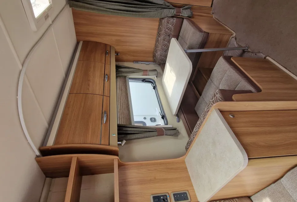 Swift Challenger 530 2012