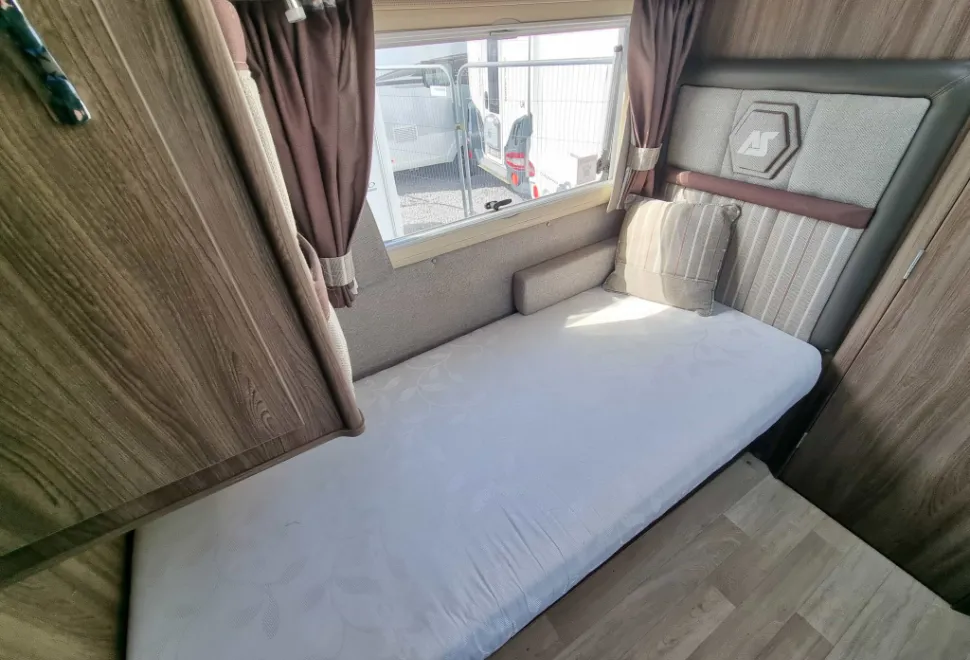 Auto-Sleepers  Burford DUO 2017