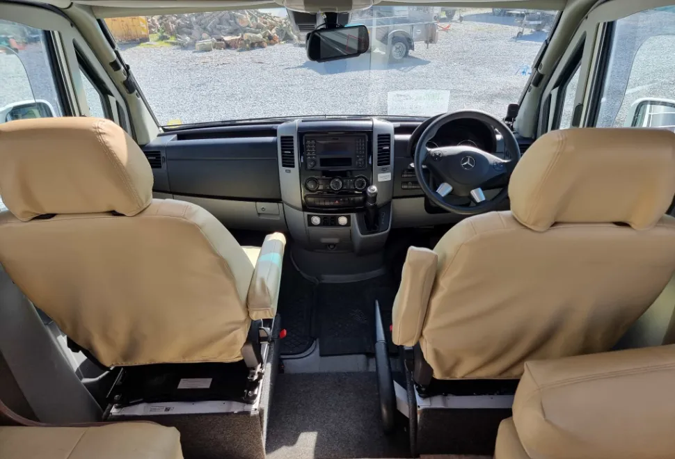 Auto-Sleepers  Burford DUO 2017