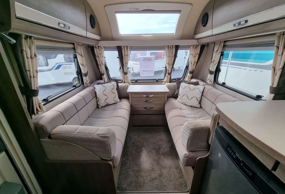 Compass Capiro 550 2017