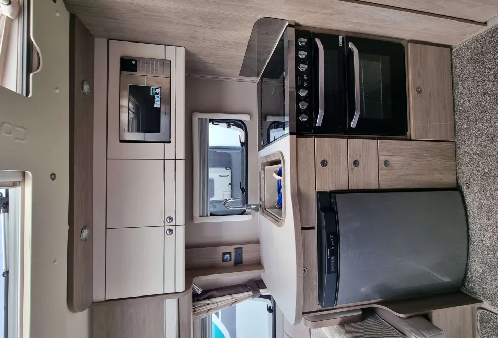 Compass Capiro 550 2017