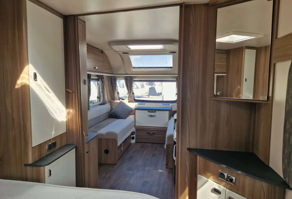 Swift Charisma 840 2021