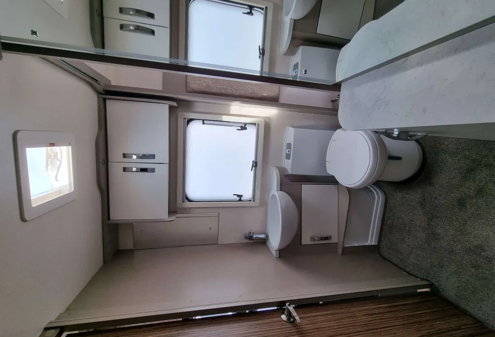 Swift Eccles 650 2020