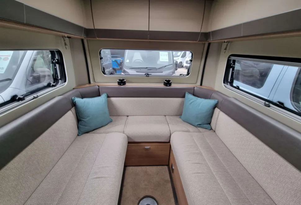Auto-Trail V-Line 636 Sport 2024
