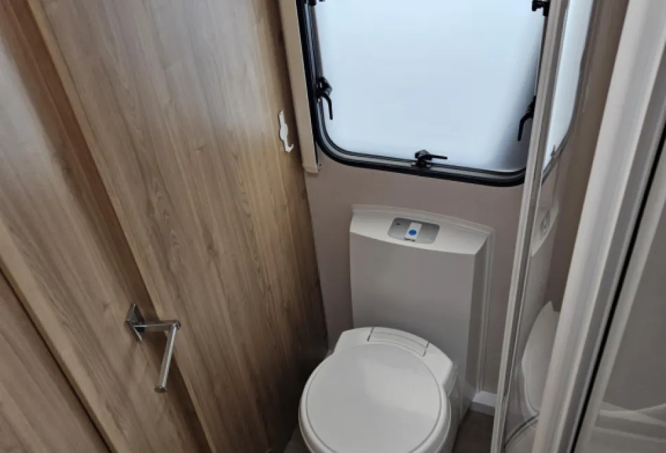 Elddis Avante GTS 482 2017