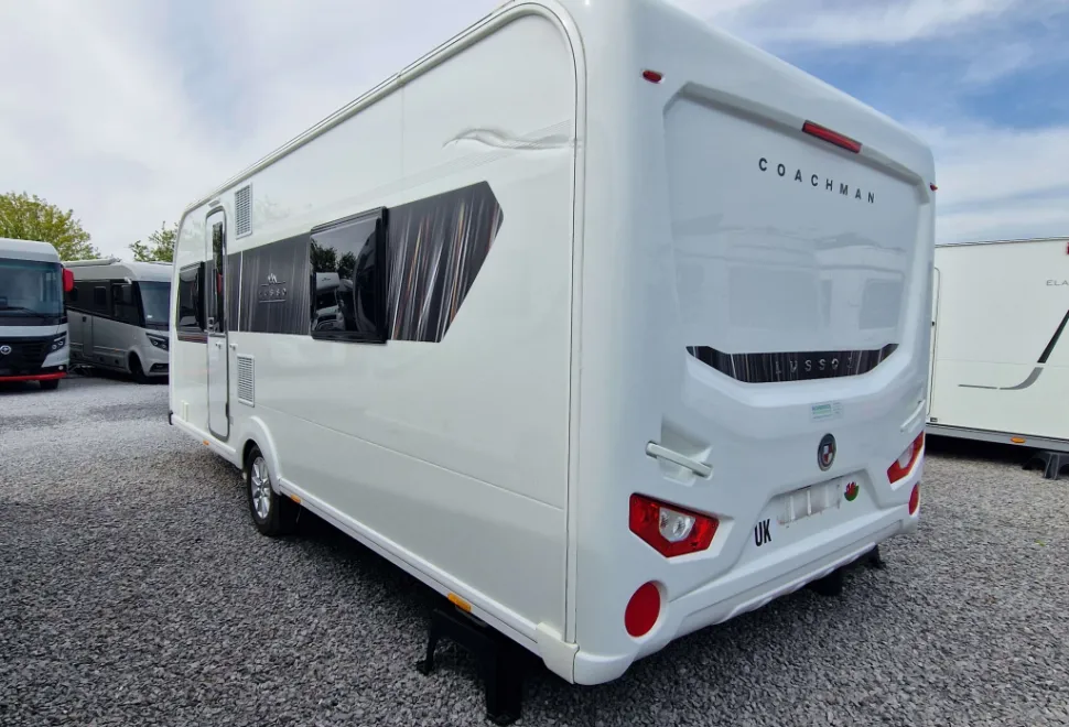 Coachman Lusso 1 2023