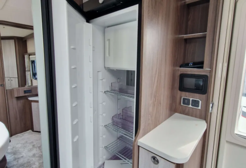 Coachman Lusso 1 2023