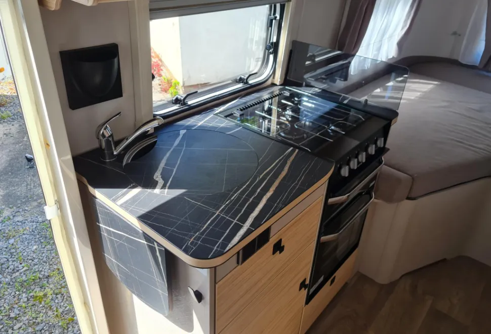 Eriba  Touring 642 2024