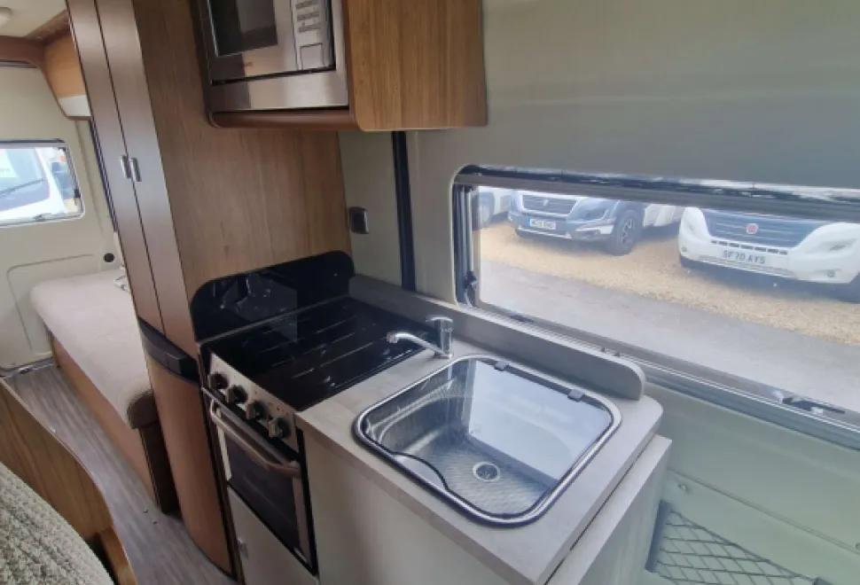 Auto-Trail V-Line 636 SE 2017