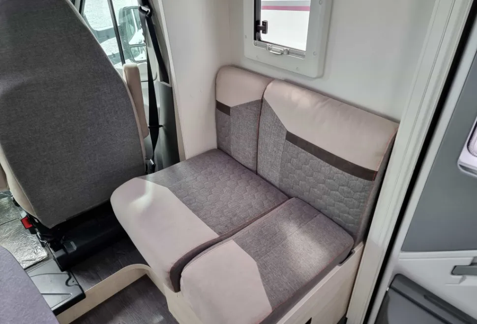 Chausson Titanium 788 VIP 2022
