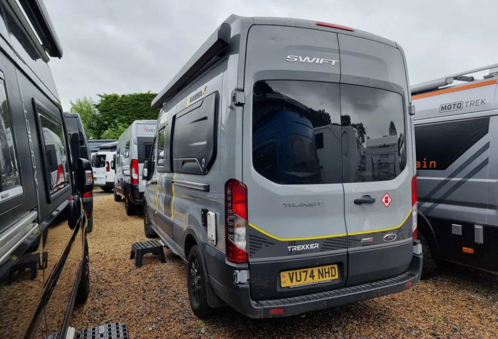 Swift  Trekker X 2024