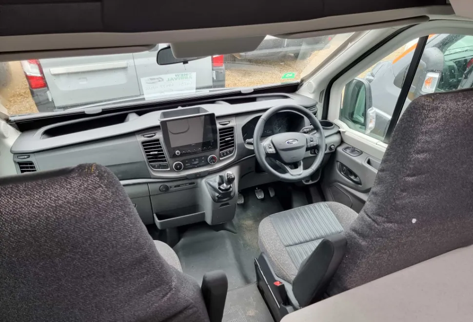 Swift  Trekker X 2024