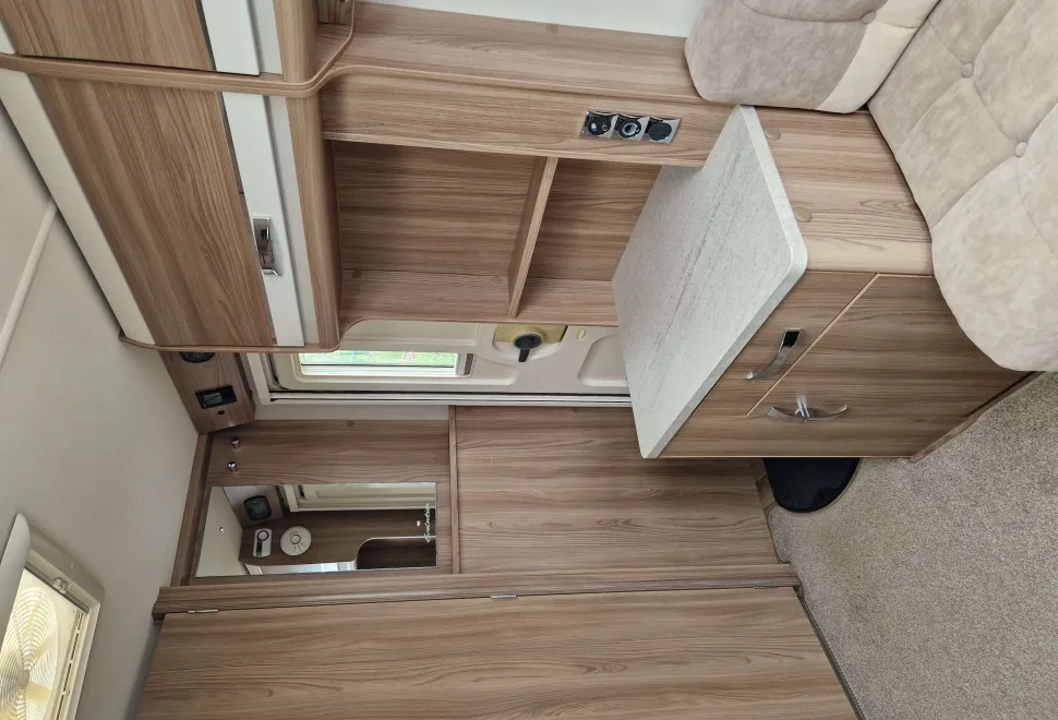 Swift Challenger EVO 442 2015