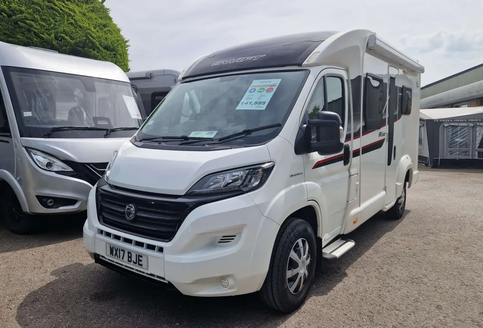 Swift Rio 310 2017