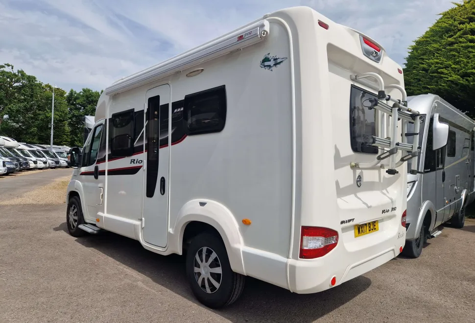 Swift Rio 310 2017