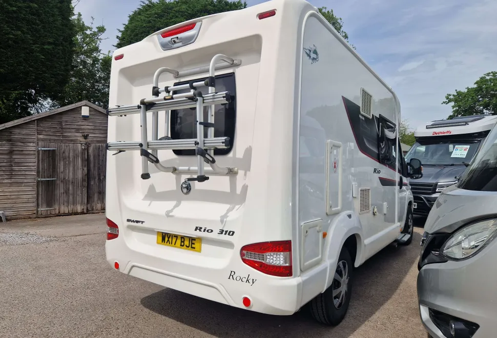 Swift Rio 310 2017