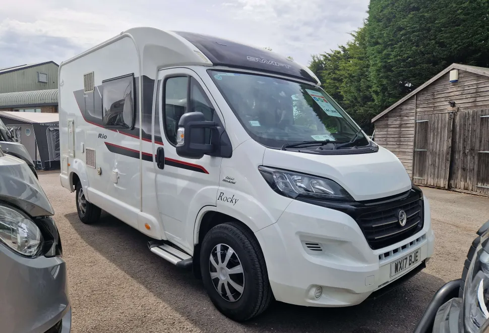 Swift Rio 310 2017