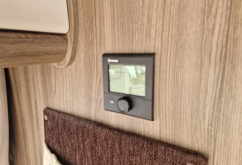 Auto-Sleepers  Broadway EK 2015