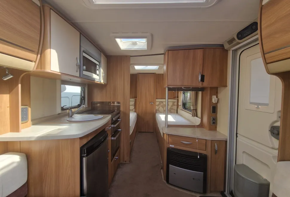 Swift Challenger 565 2011