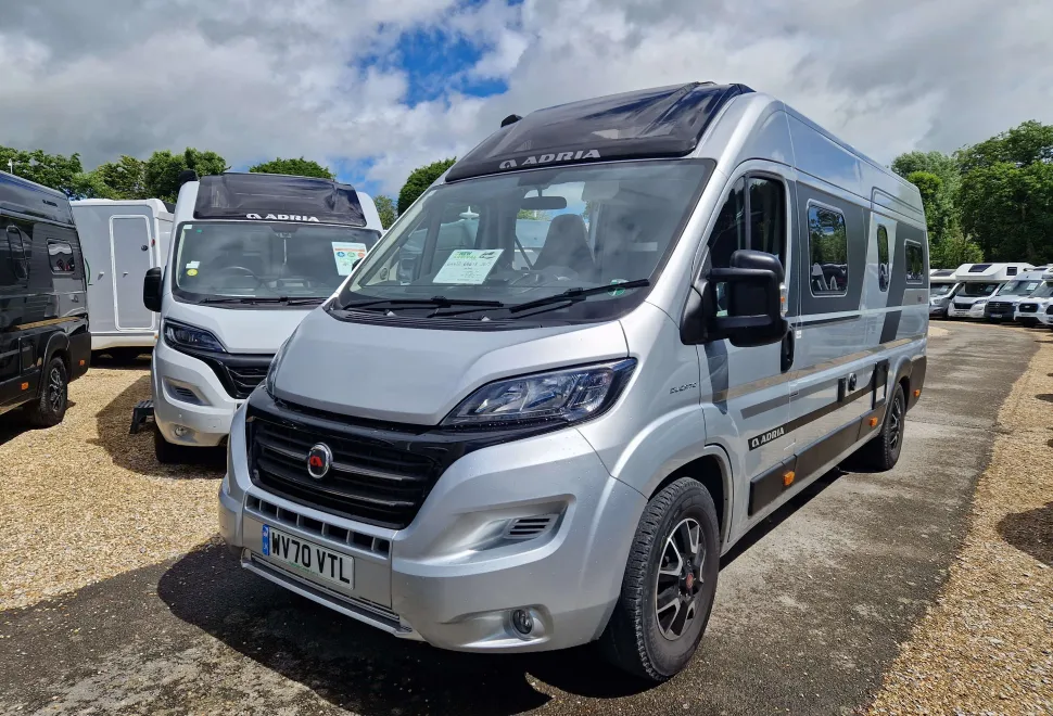 Adria  Twin Supreme 600 SPB 2021