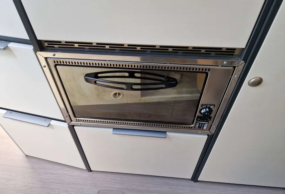 Adria  Twin Supreme 600 SPB 2021