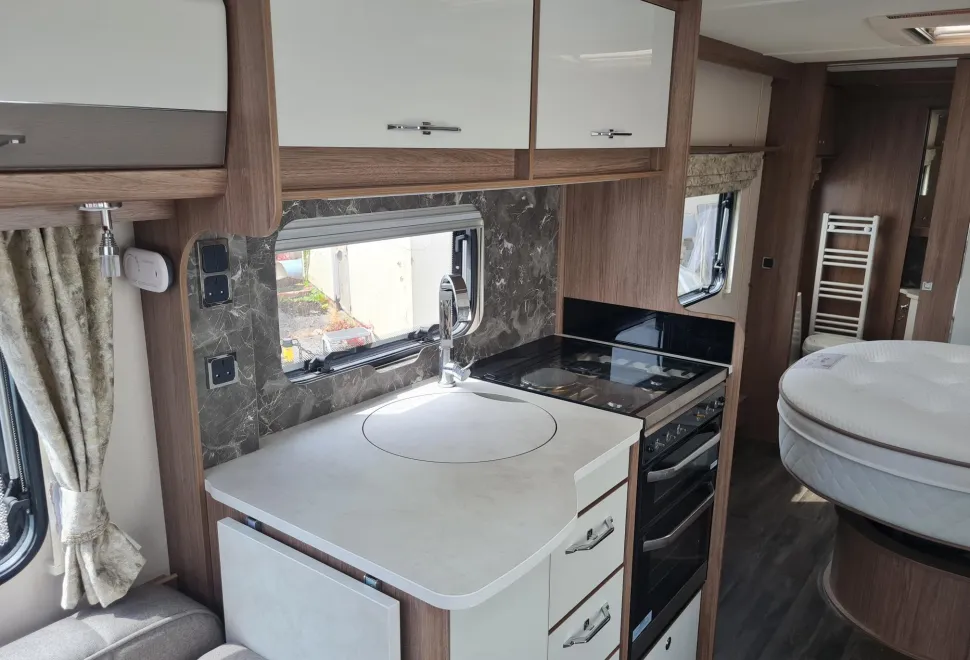 Coachman VIP 575 2024