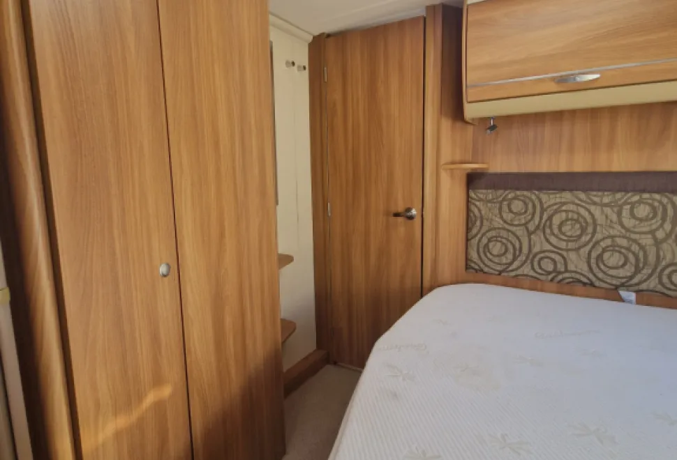Swift Challenger 570 2011