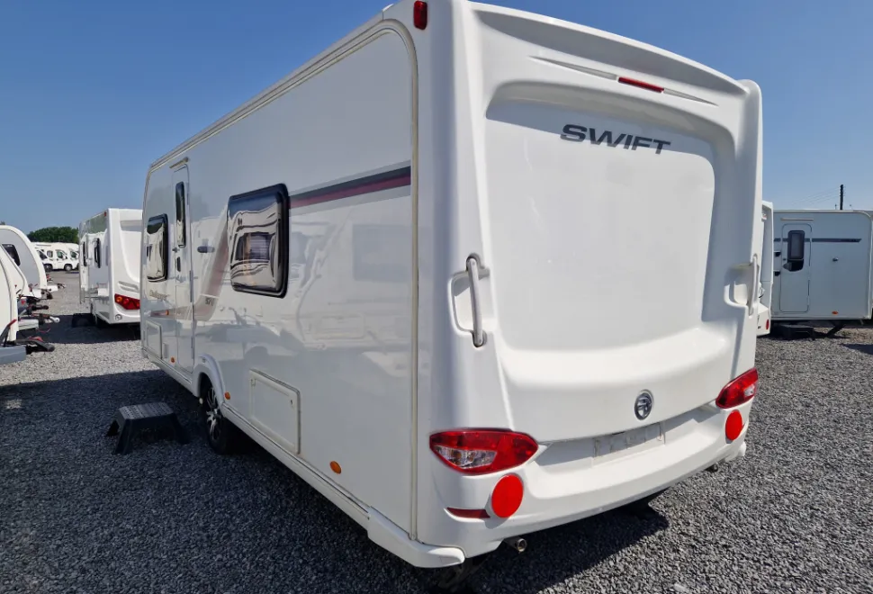 Swift Challenger 570 2011